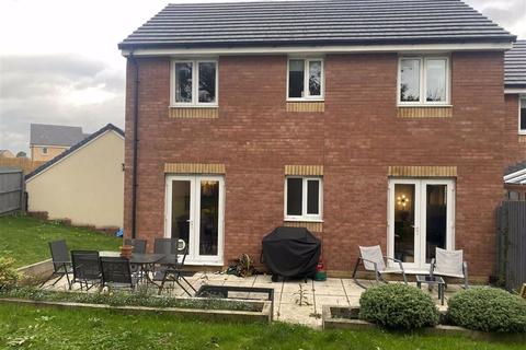 61 White Farm, Barry, CF62 9EU