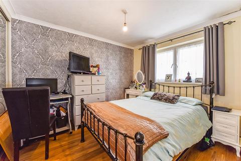 7 Douglas Close, Ford, Arundel, BN18 0TG