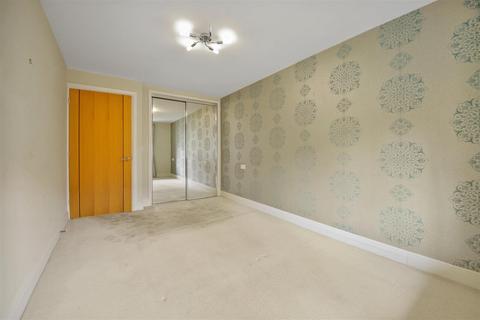 1 bedroom apartment for sale - Edwards Court, Queens Road, Attleborough