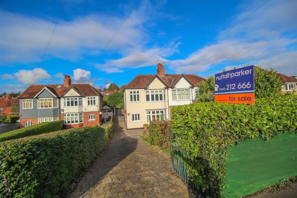 Fields Park Road, Newport 3 bed semidetached house £375,000