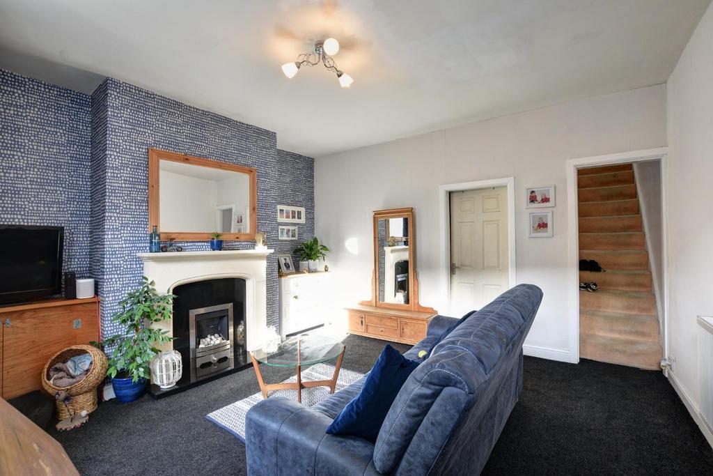Stockbridge Road, Padiham, Burnley 2 bed terraced house £69,950