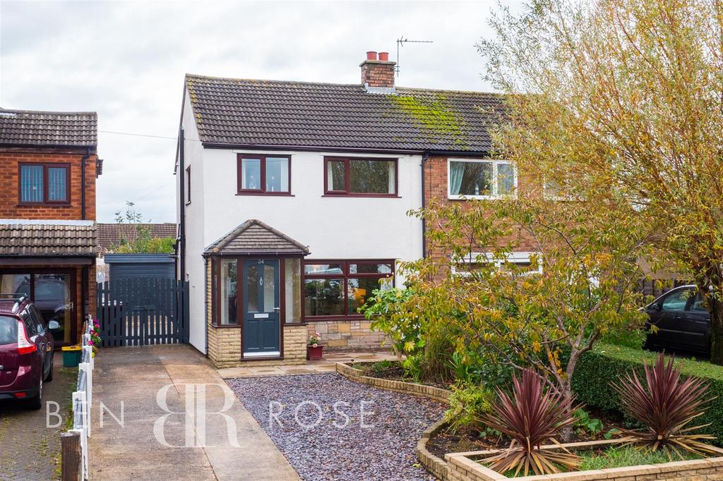 Old Hall Drive, Bamber Bridge, Preston 3 bed semidetached house £170,000