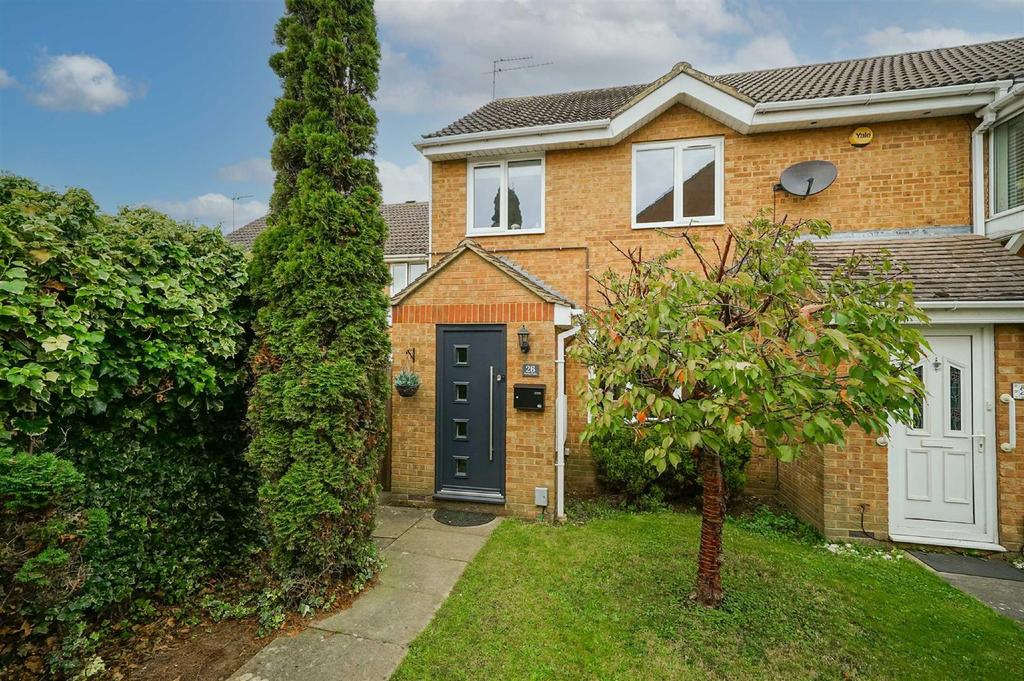 Marley Fields, Leighton Buzzard 3 bed end of terrace house £315,000