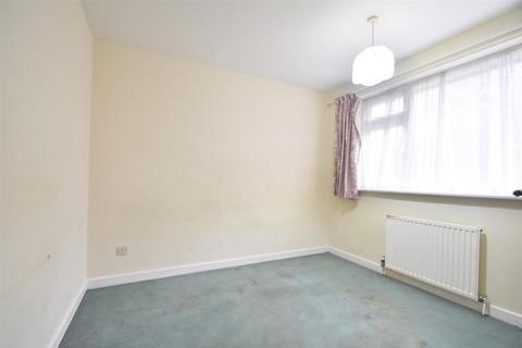 16 Lutwyche Road, Church Stretton, SY6 6AT