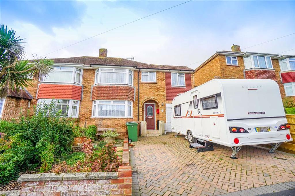 Madeira Drive, Hastings, East Sussex 4 bed semidetached house £435,000