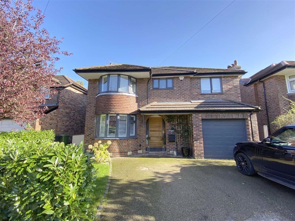 Deanway, Wilmslow 5 bed detached house £750,000