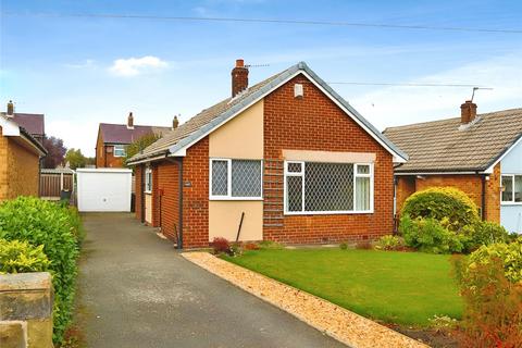 2 bedroom bungalow to rent, Moor Lane, Netherton, Huddersfield, HD4