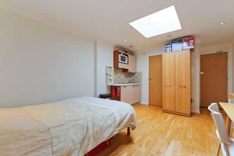 Studio to rent, Chalk Farm Road, London, NW1