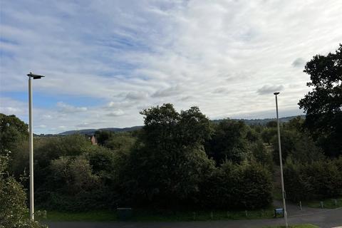 5 Woodvale Kingsway, Quedgeley, Gloucester, GL2 2AU