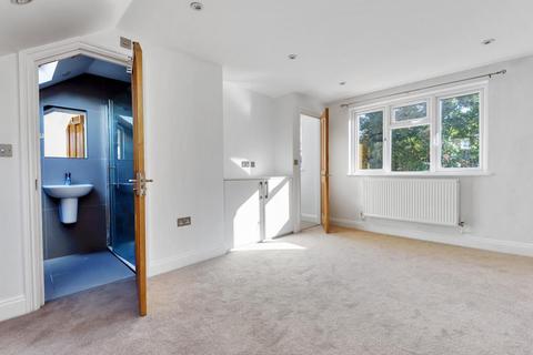 15 Calydon Road, London, SE7 7NH