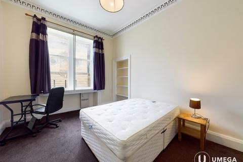 3 bedroom flat to rent - Teviot Place, Edinburgh, EH1