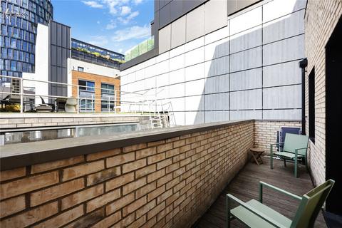 2 bedroom apartment to rent, Chamberlain House, EC2A
