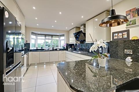 395 Spring Lane, Mapperley, Nottingham, NG3 5RR