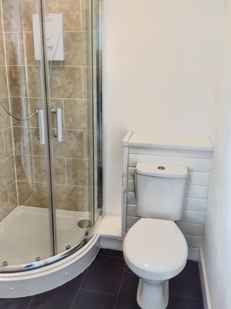 En-suite 5