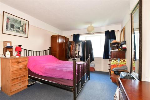 7 Highbury Walk, Ramsgate, CT12 6QJ