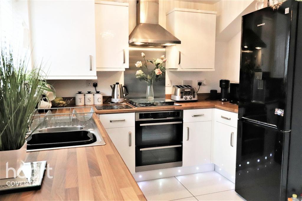 James Fullarton Way, Coventry 3 bed semidetached house £210,000