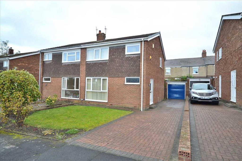 Hexham Drive, Catchgate, Stanley 3 bed semidetached house £135,000