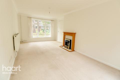 4 Bluecoat Walk, Bracknell, RG12 9NP