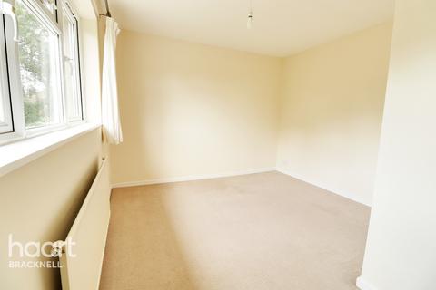 4 Bluecoat Walk, Bracknell, RG12 9NP