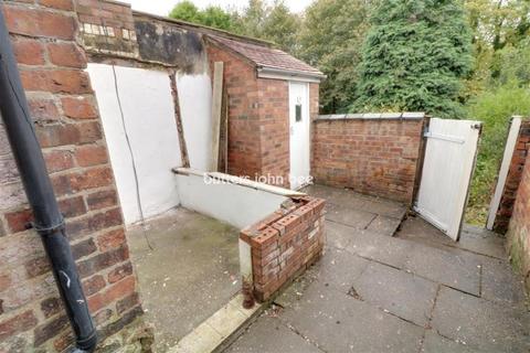 2 bedroom terraced house to rent, Alton Street