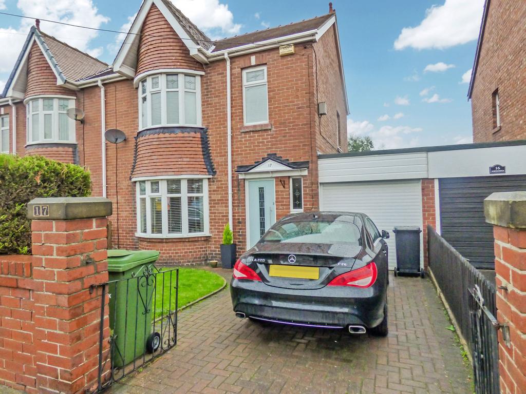 North Ridge, Bedlington... 3 bed semidetached house £189,950