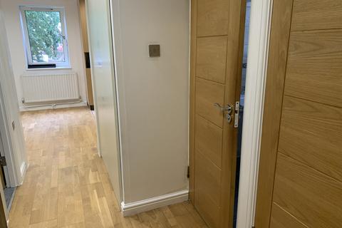 29 Ordnance Road, London, E16 4PN