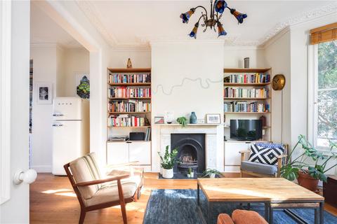 Top Flat, 39 Montague Road, London, E8 2HN