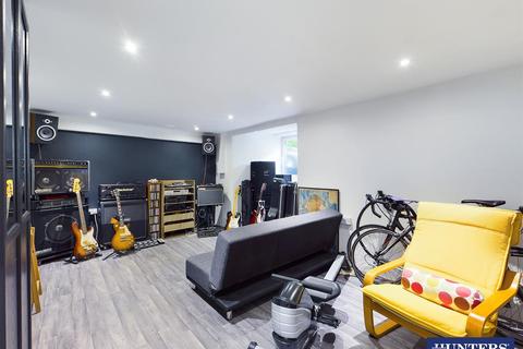 31 Appleby Road, Kendal, LA9 6ES
