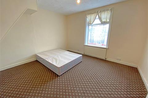 208 Leeds Road, Eccleshill, Bradford, BD2 3JU
