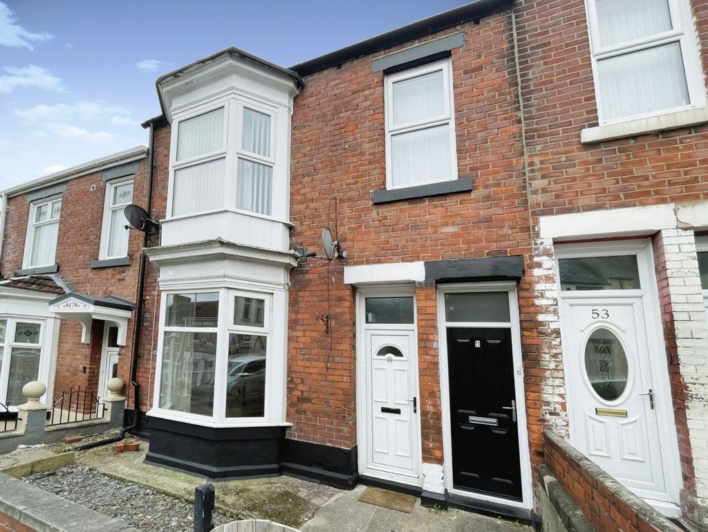 Roman Road, Lawe Top, South Shields, Tyne and Wear, NE33 2HA 2 bed