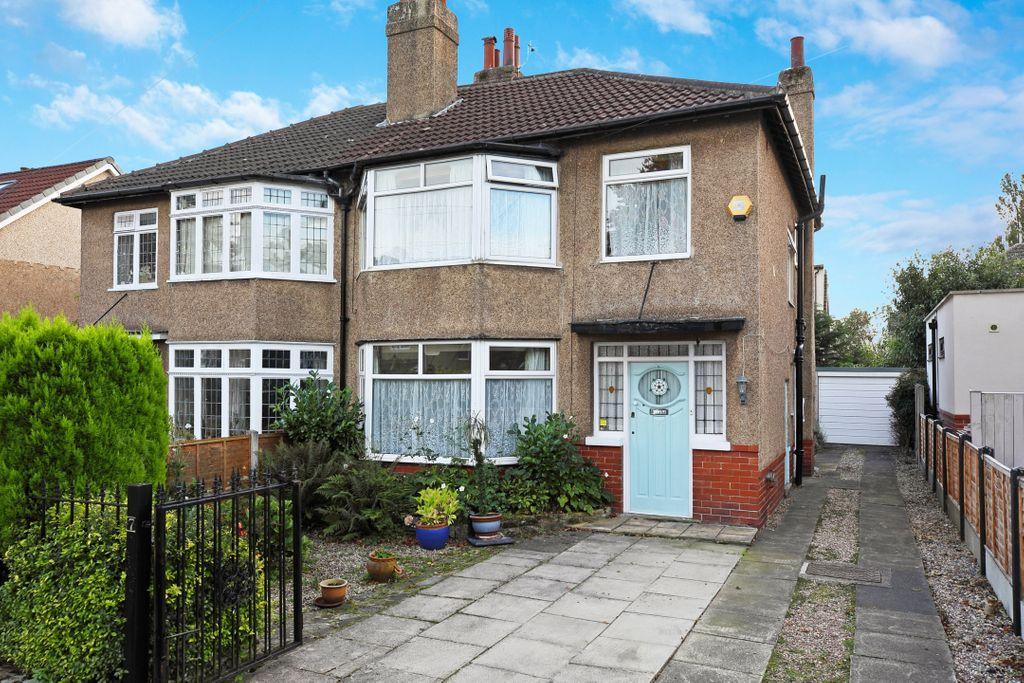 St Margarets Grove, Leeds LS8 1RZ 3 bed semidetached house £375,000
