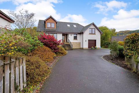 10 Bramblefield, Crieff, PH7 4LU