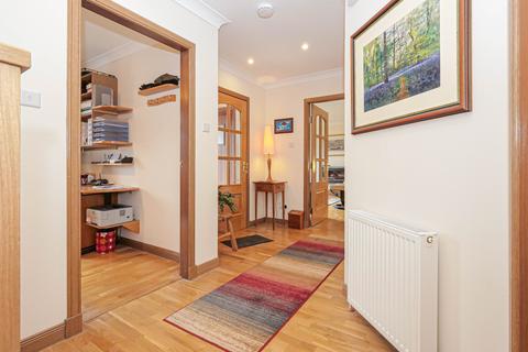 10 Bramblefield, Crieff, PH7 4LU