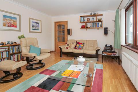 10 Bramblefield, Crieff, PH7 4LU