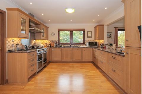 10 Bramblefield, Crieff, PH7 4LU