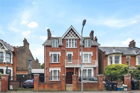 14 bedroom detached house for sale - Northumberland Avenue, Aldersbrook, London, E12