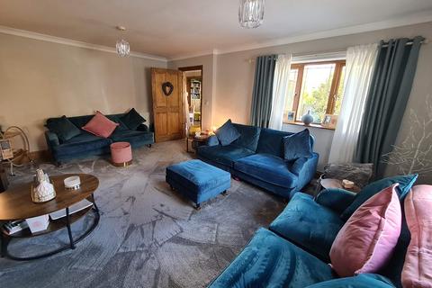 73 Gelligron Road, Pontardawe, Swansea, SA8 4NP