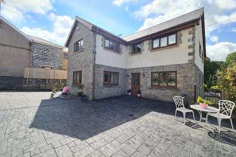 73 Gelligron Road, Pontardawe, Swansea, SA8 4NP