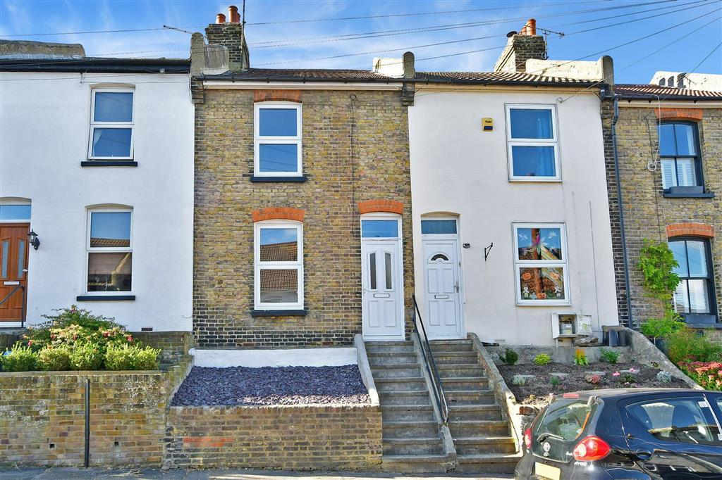 Cavendish Road, Rochester, Kent 2 bed terraced house £270,000
