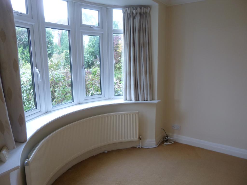 Chalkpit Lane, Dorking RH4 4 bed semidetached house £1,850 pcm (£427 pw)