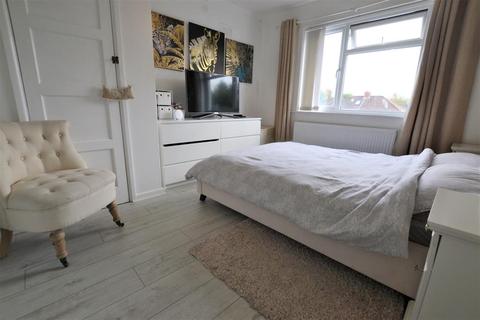 5 Chestnut Walk, Bristol, BS13 7RJ