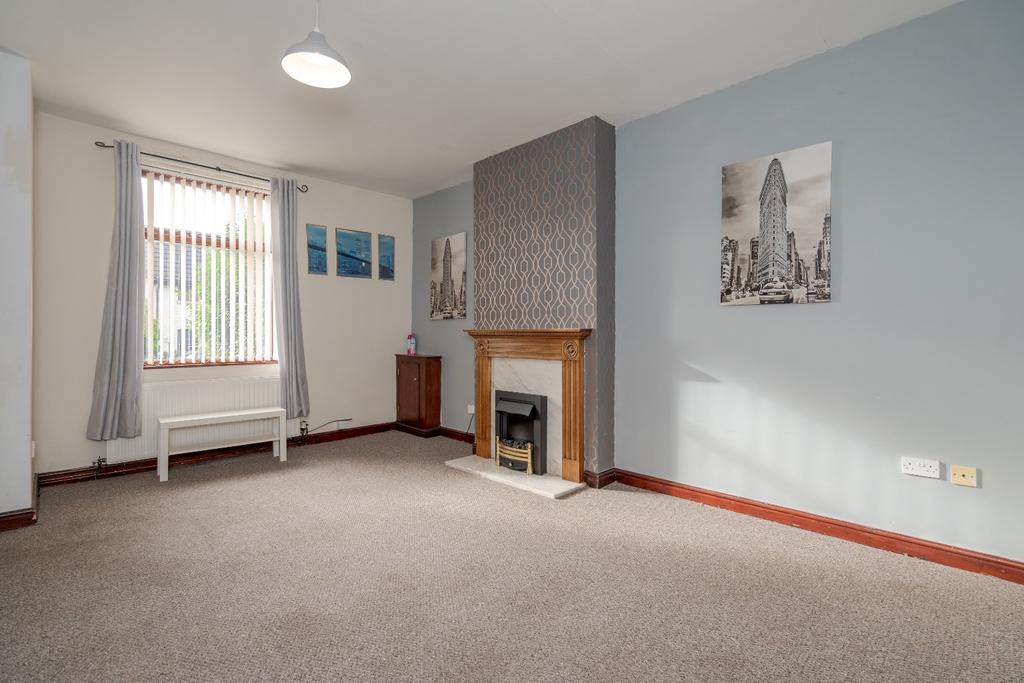 Salford Road, Bolton, Lancashire, BL5 3 bed terraced house £135,000