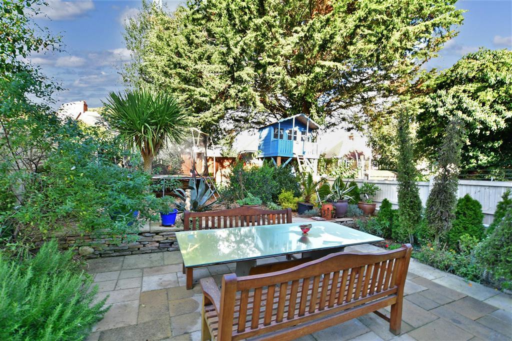 Gwyn Road, Ramsgate, Kent 3 bed terraced house £280,000