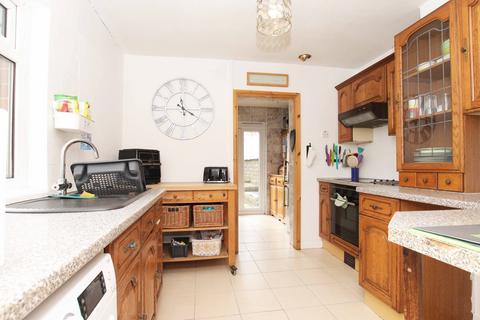 1 Llanharry Road, Brynsadler, Pontyclun, CF72 9DB