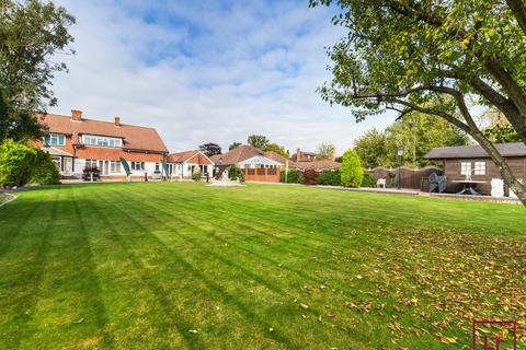 26 The Drive, Ickenham, Uxbridge, UB10 8AF