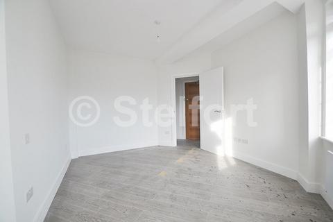undefined, Court Road, London, SE9