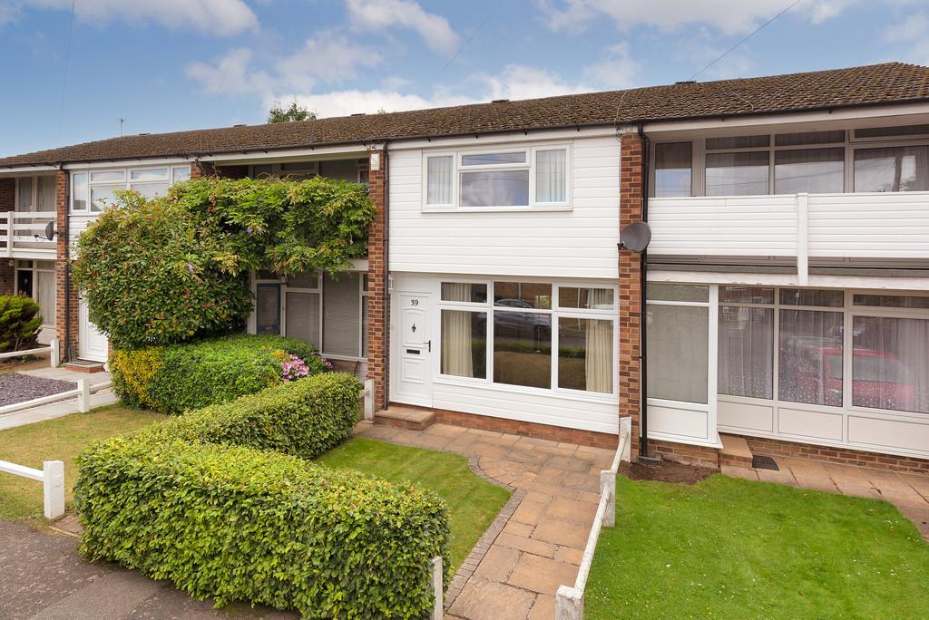 Epsom Close, West Malling 2 bed terraced house £350,000