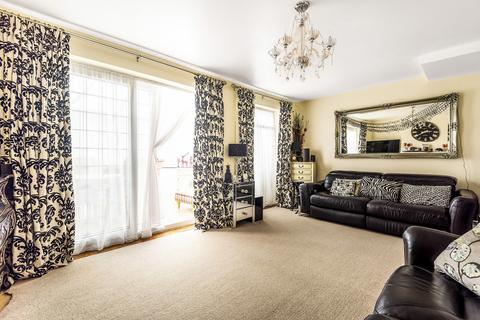 2 Nelson Road, Wouldham, Rochester, ME1 3YE