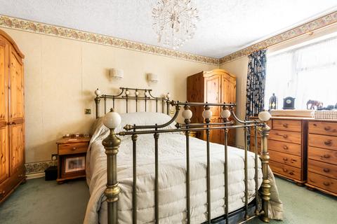 2 Nelson Road, Wouldham, Rochester, ME1 3YE