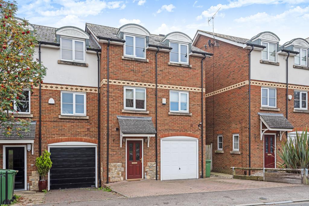 Glebe Lane, Maidstone 4 bed semidetached house £400,000